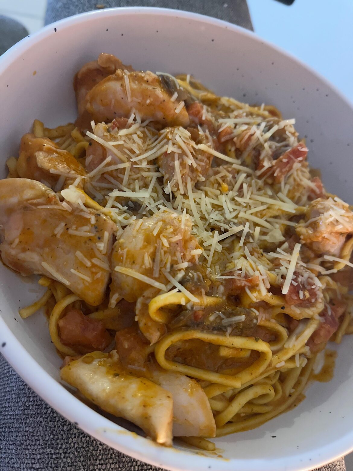 Chicken and bacon linguine