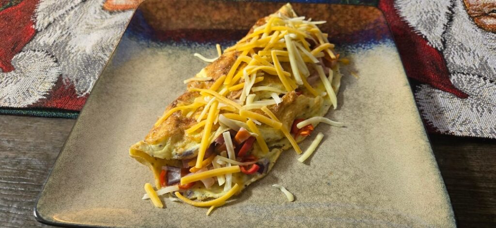 Big breakfast omelet. Eggs were a bit dark. But still yummy. 😋