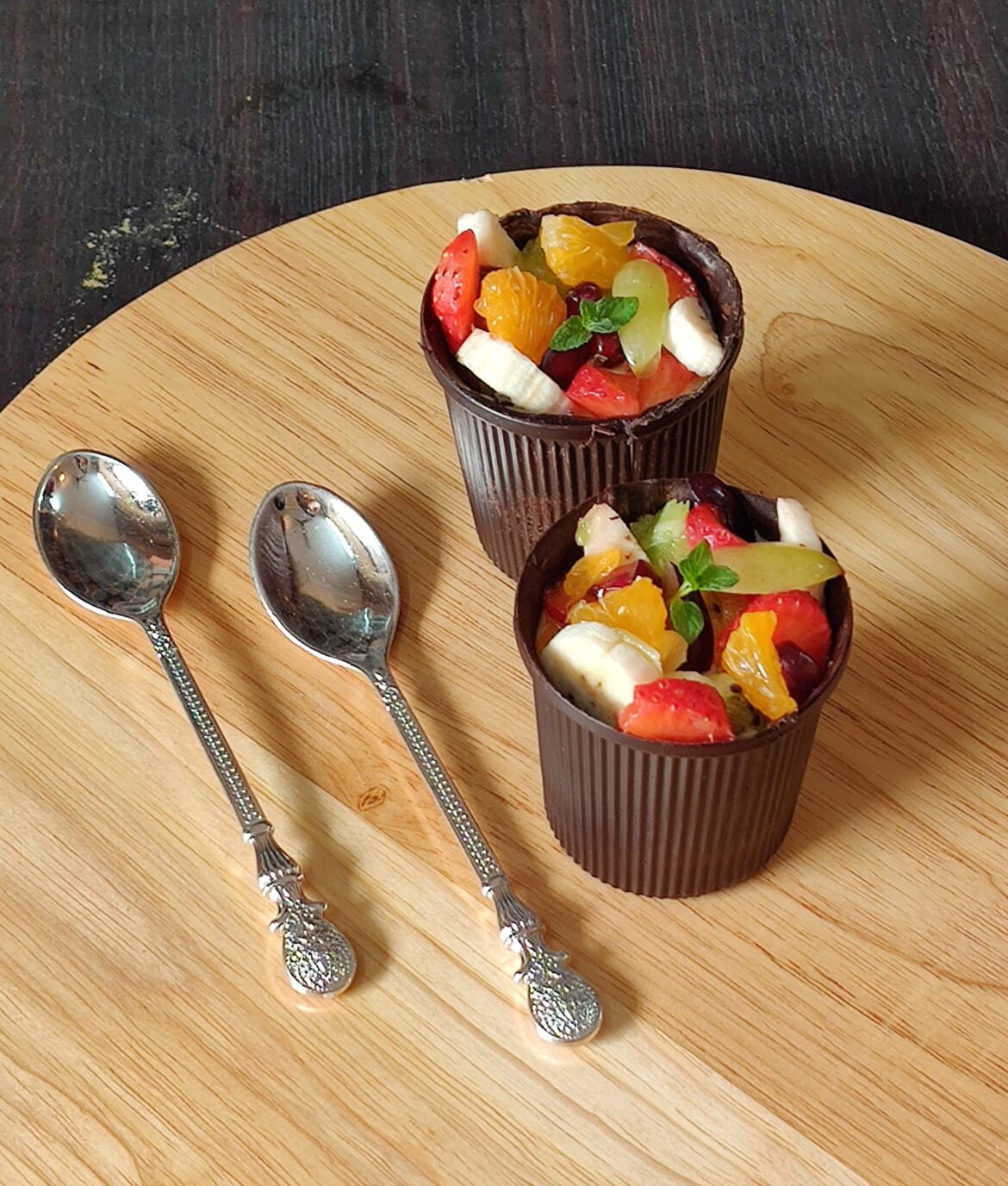 Edible chocolate glasses