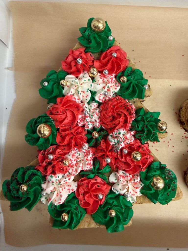 Christmas Cookie Cake!