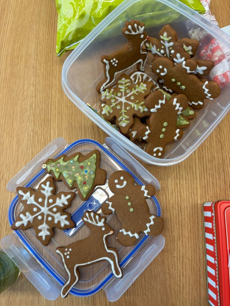 Noob question - matcha made cookie icing weird?