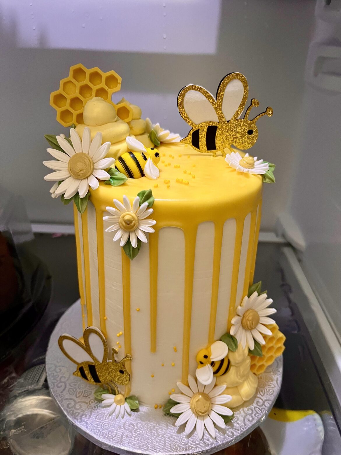 To bee or not to bee! 🐝