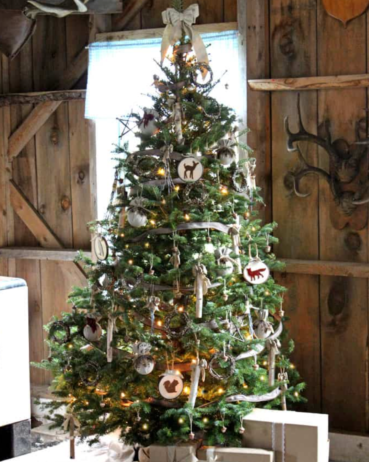 rustic christmas decor