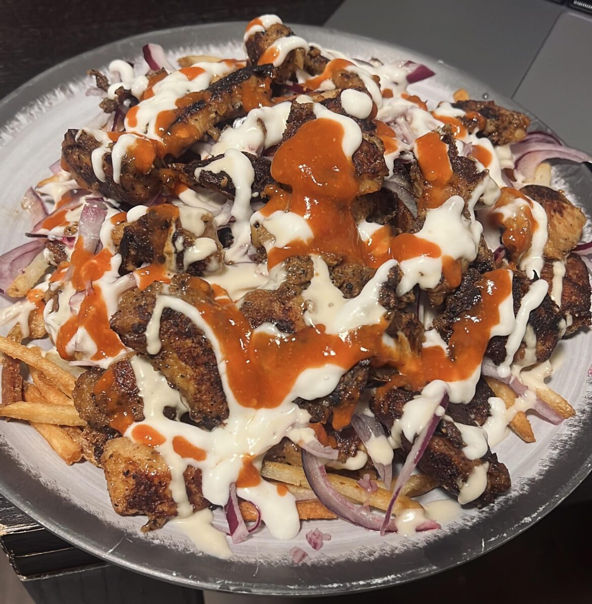Tahini tabasco shawarma fries