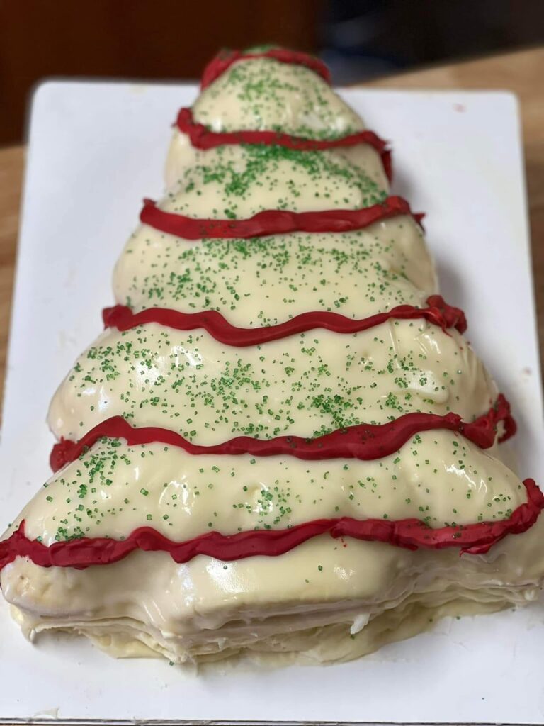 Christmas Tree Cheesecake
