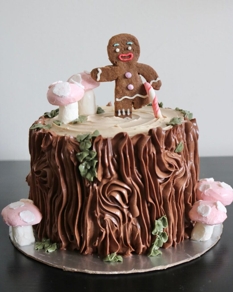 Tree Stump Cake (with Gingy) 💜🍄
