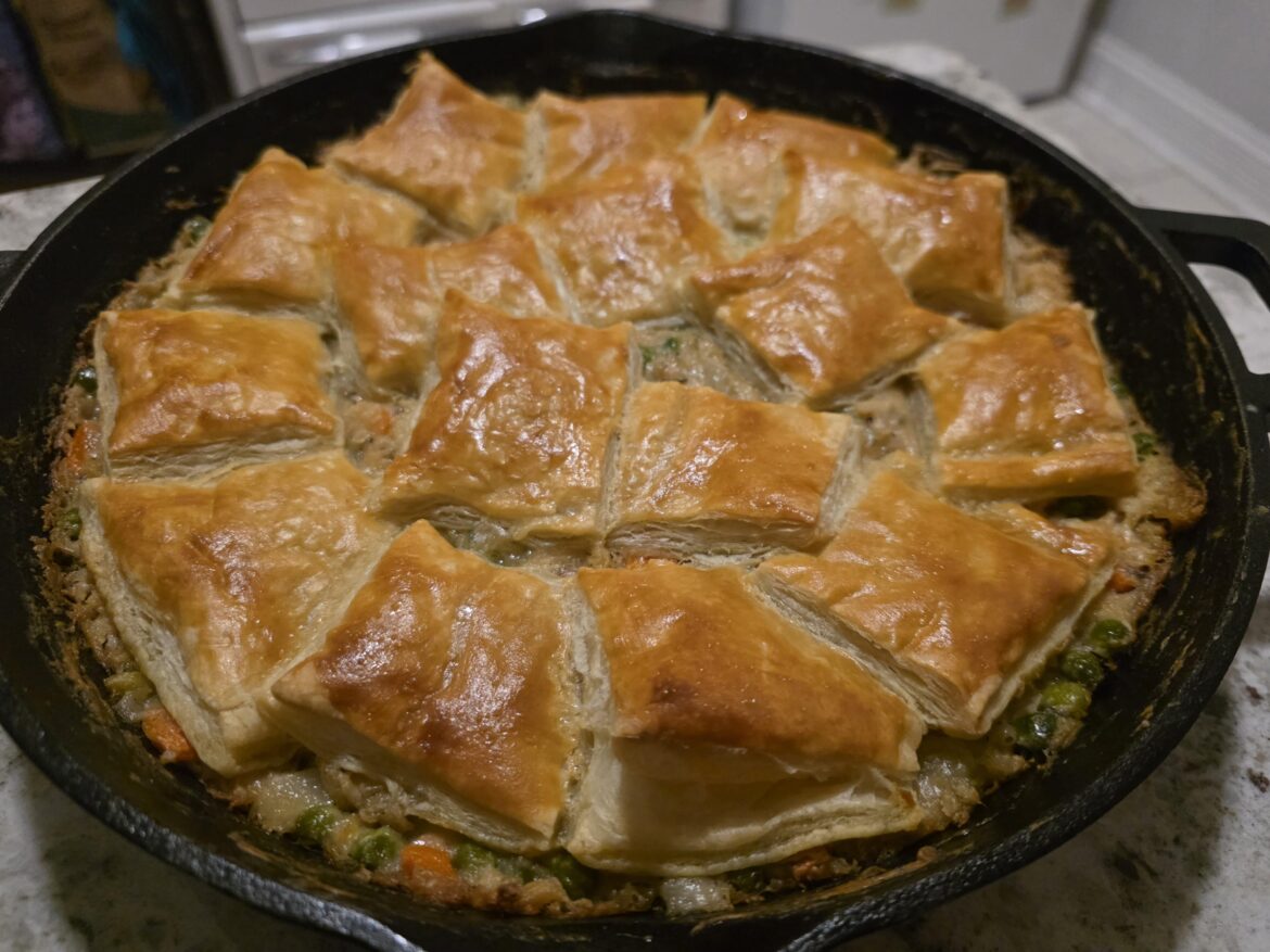 Puff pastry chicken pot pie! First time making it. Smells great.
