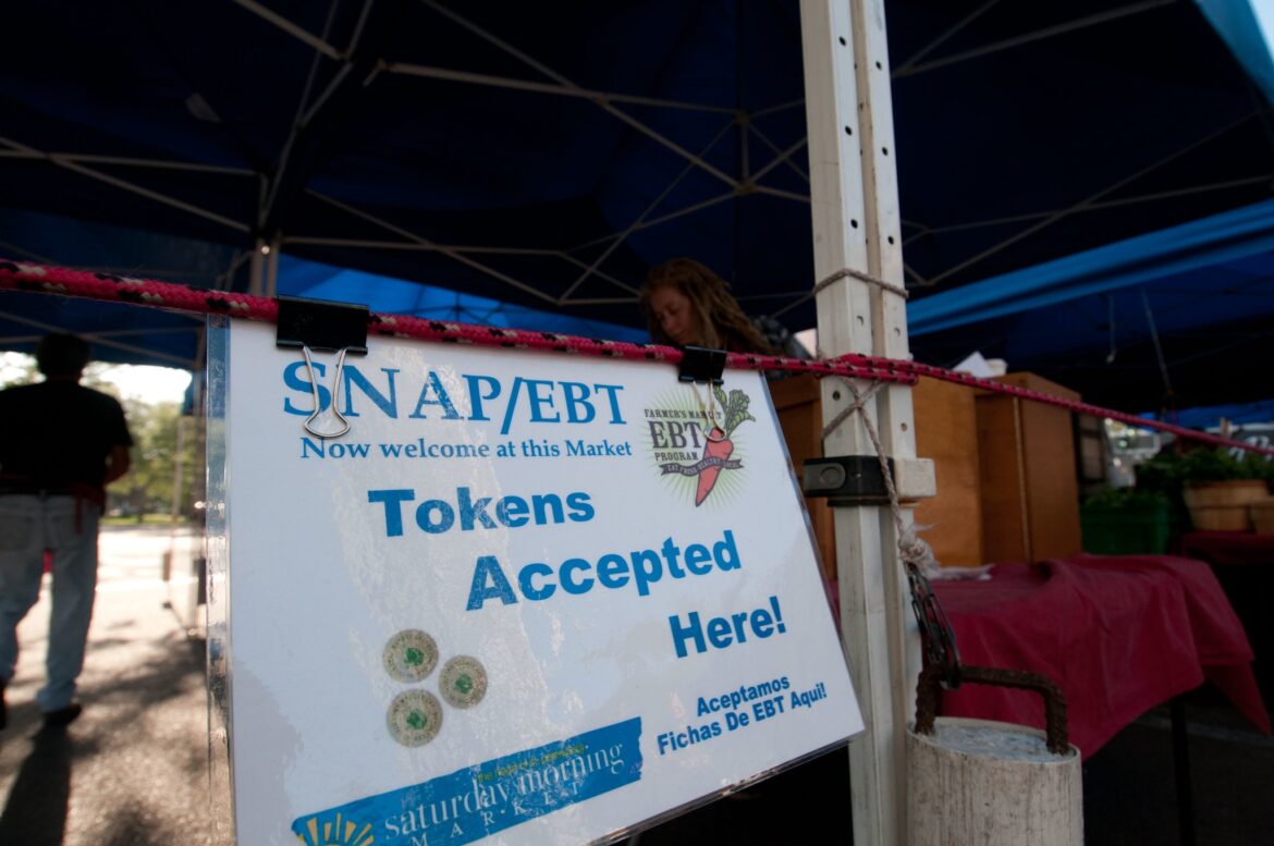 Trump administration threatens to yank food stamps funding from Democratic-led states Trump administration threatens to yank food stamps funding from Democratic-led states