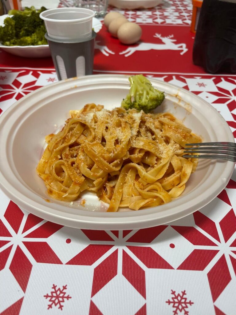 cals in this pasta of ragu?