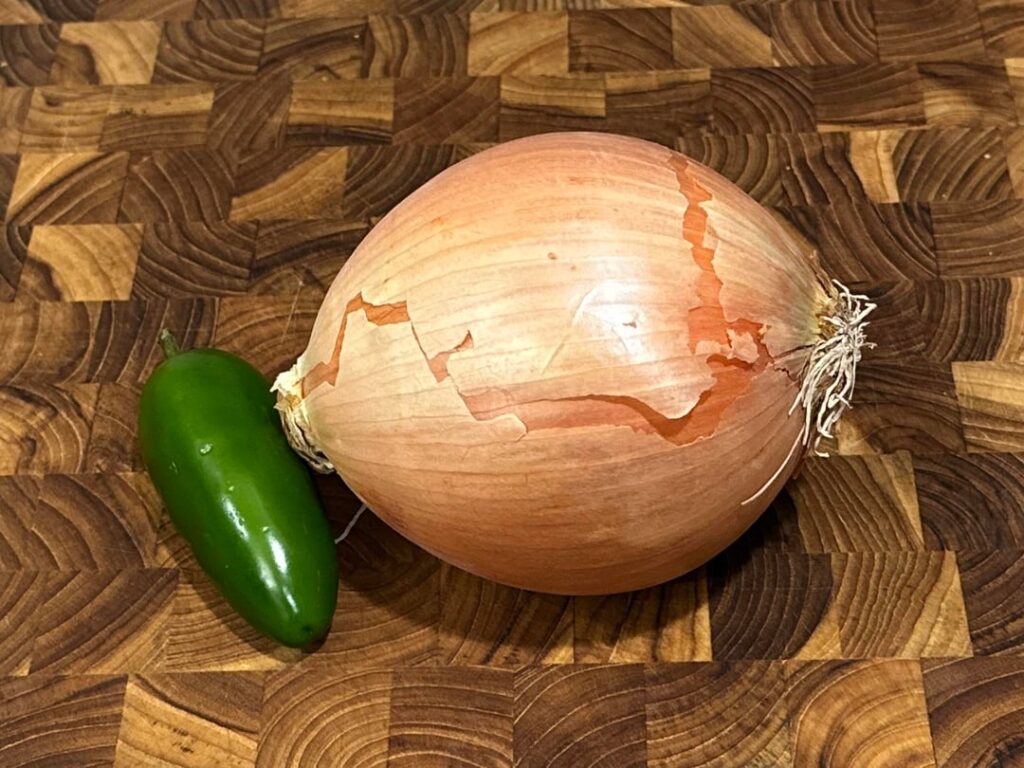 it’s 10:32pm. do you know where your onions are?