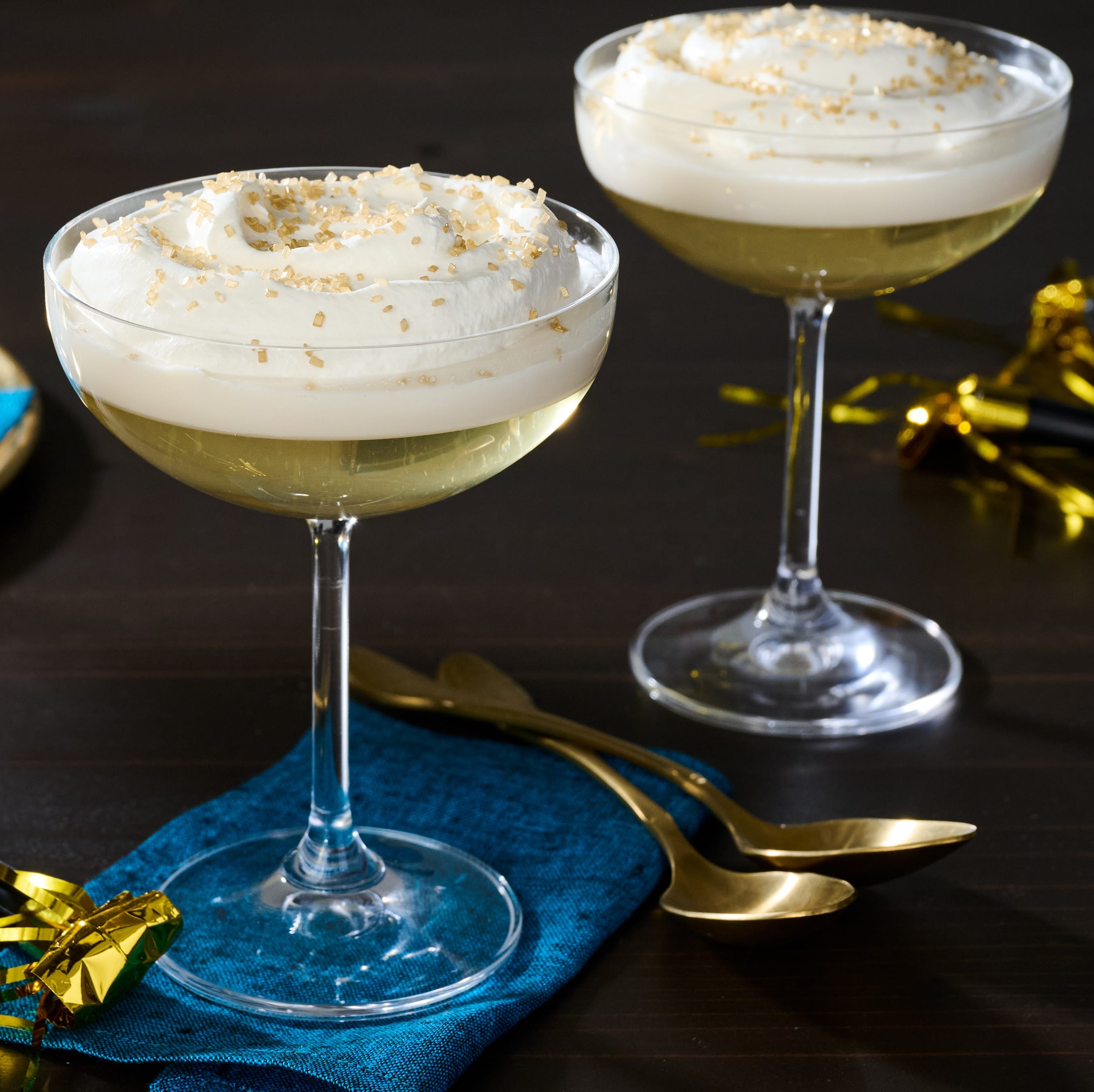 the pioneer woman's champagne jello dessert