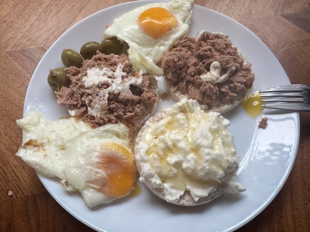 50g protein lunch with 400cals
