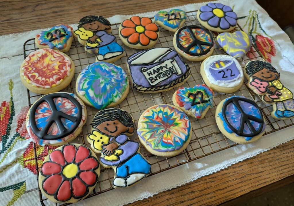 Long time baker, amateur decorator. Birthday cookies for my daughter Long time baker, amateur decorator. Birthday cookies for my daughter