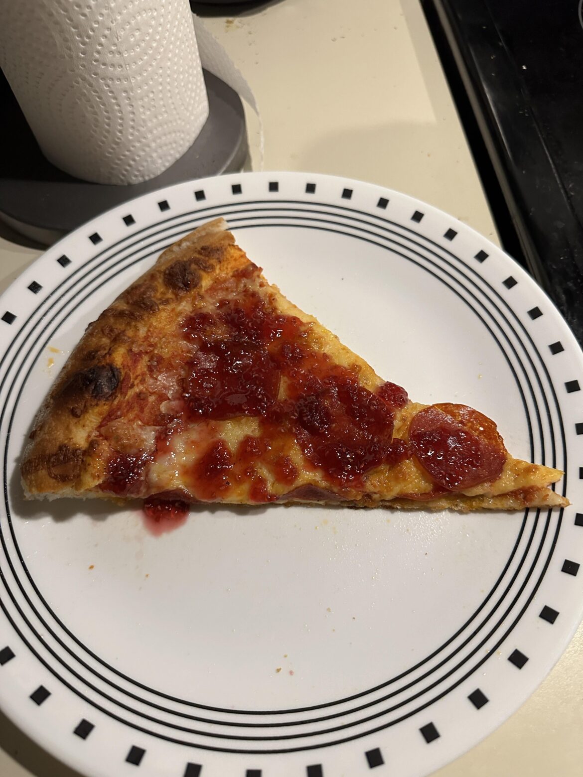 Blueberry jam on pizza?🤔🧐