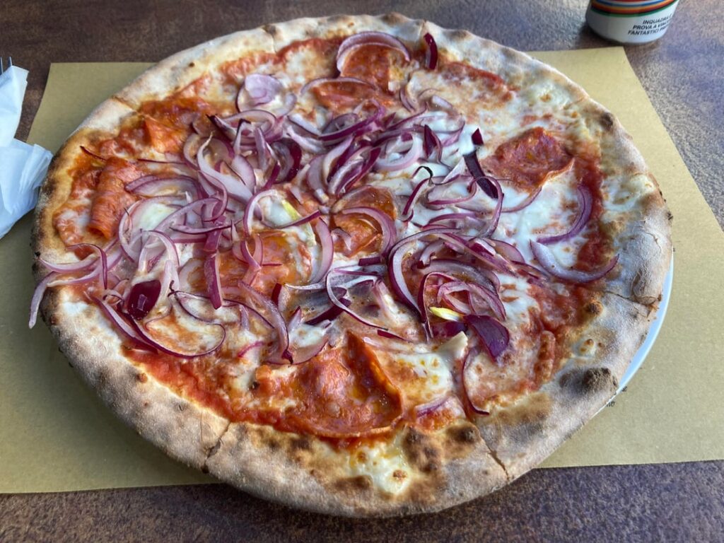 Went back to the latest pizzeria and requested "double onions" again, no complaints this time.