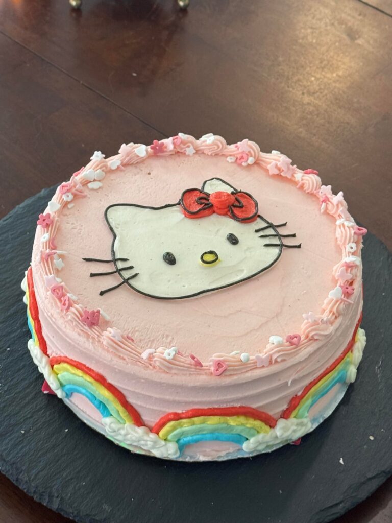 Hello Kitty Cake