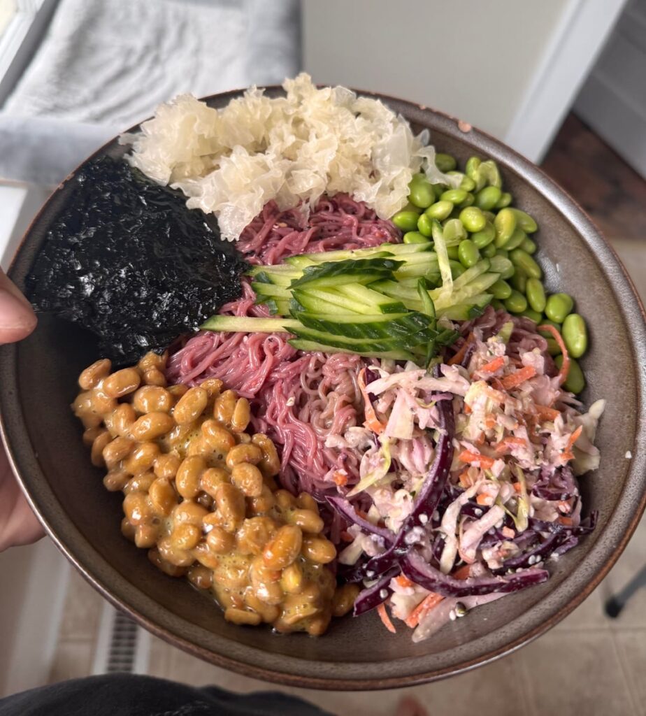 Cold buckwheat noodle salad, cucumber kimchi and hibiscus tea