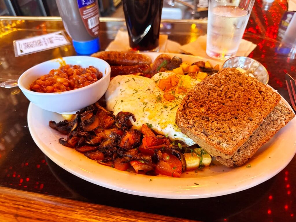 Full Irish at The Wolfhound in Avondale