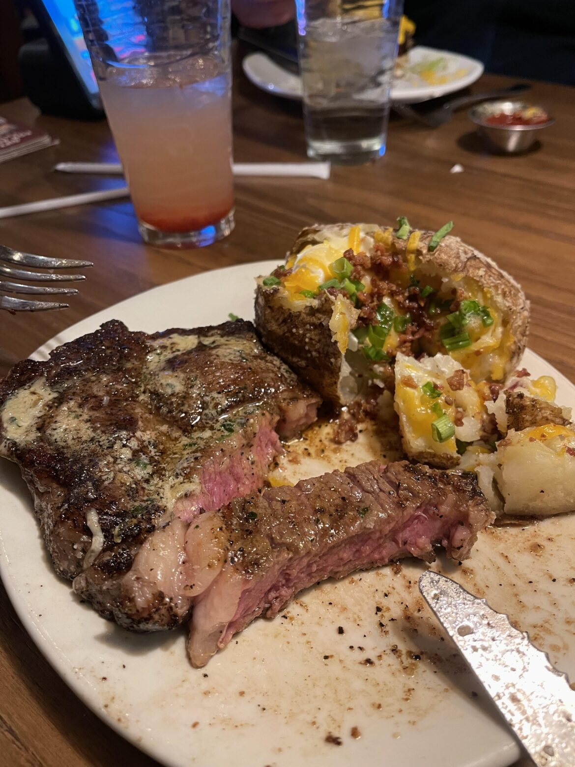 Which chain restaurant has the best steak?
