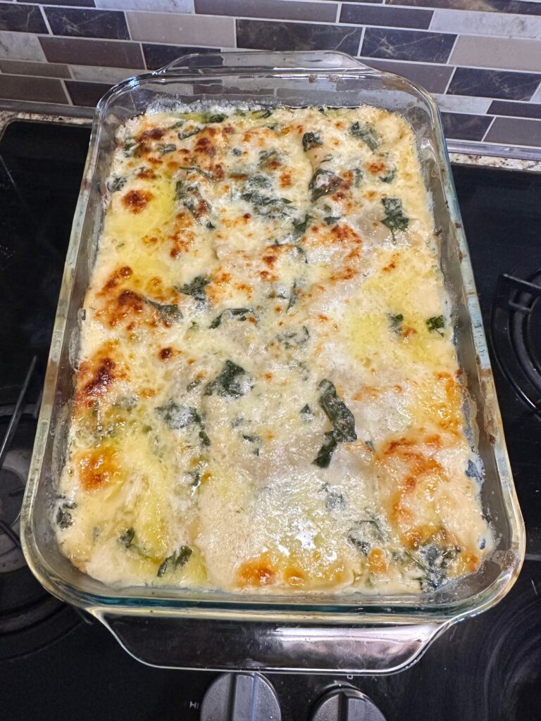 White lasagne with béchamel spinach sauce