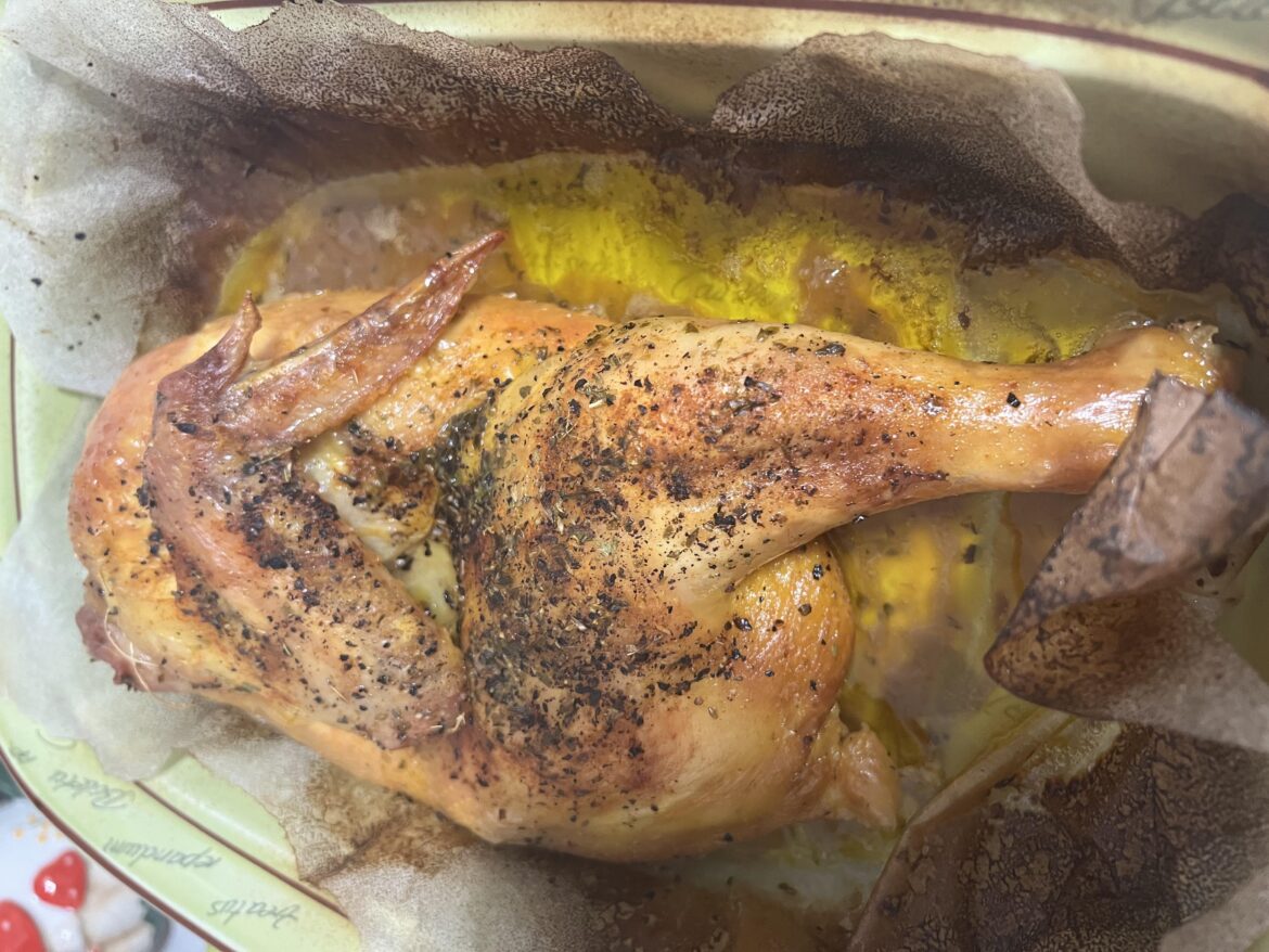 Half a chicken with 5 “spices”. 90 mins at 200. Foil on. ( olive oil, salt, pepper, paprika, oregano). A bit of white wine also helps.