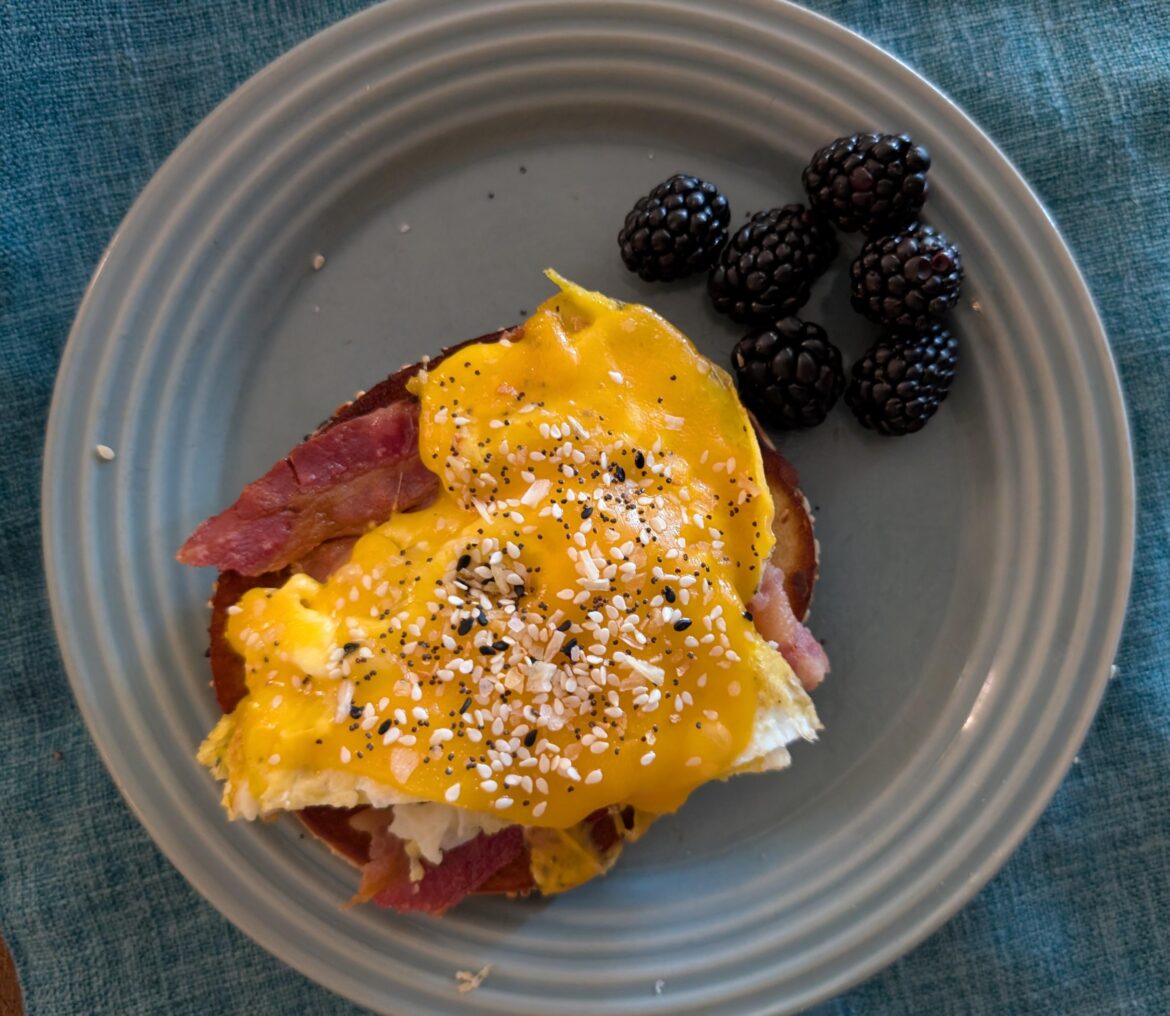 A delectable full-fat breakfast for 350 cals