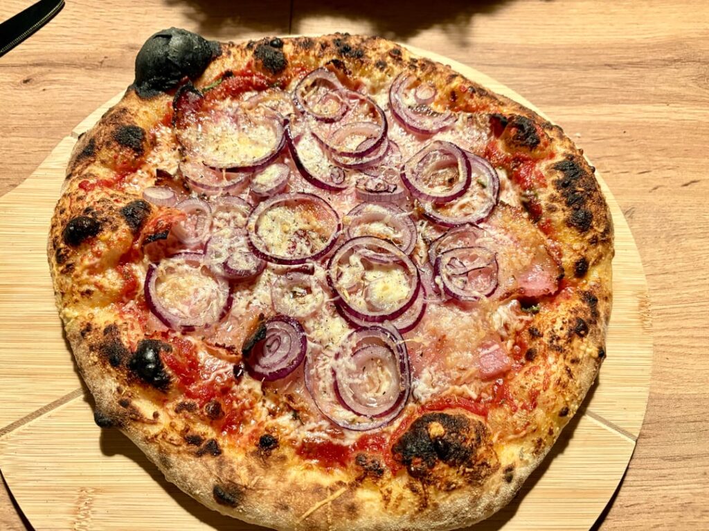 Pizza all’Amatriciana - best greetings to roma 🫶