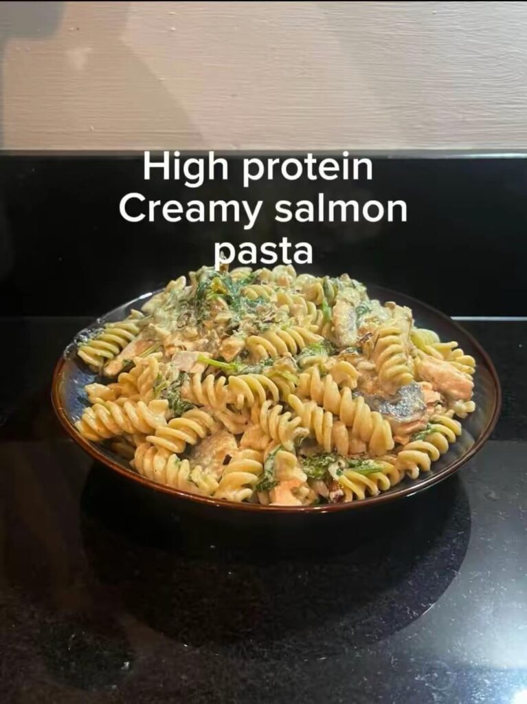 Meal prep - cheap salmon pasta