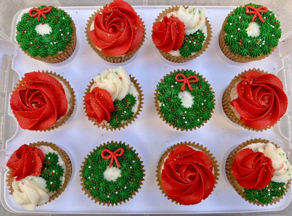 Christmas Cupcakes for the Office!