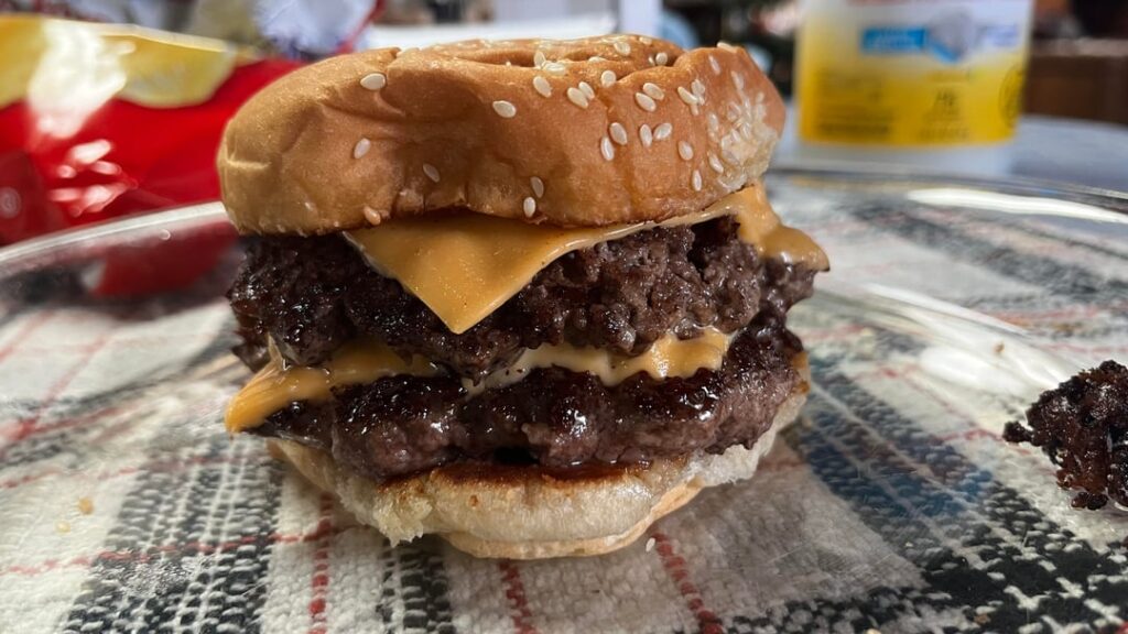 Impromptu lunch burger