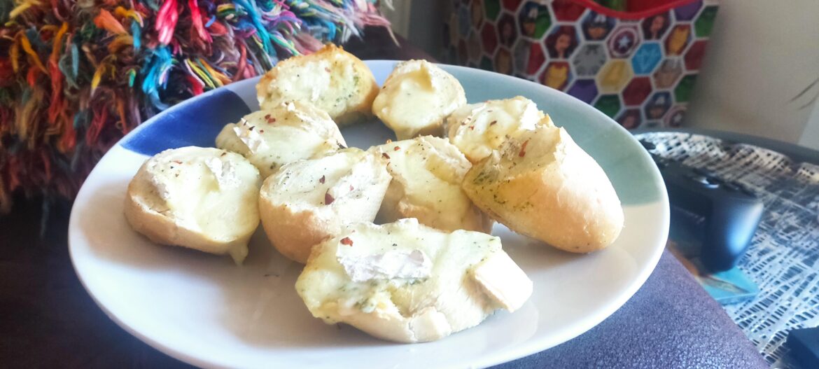 Brie x Garlic Bread Breakfast