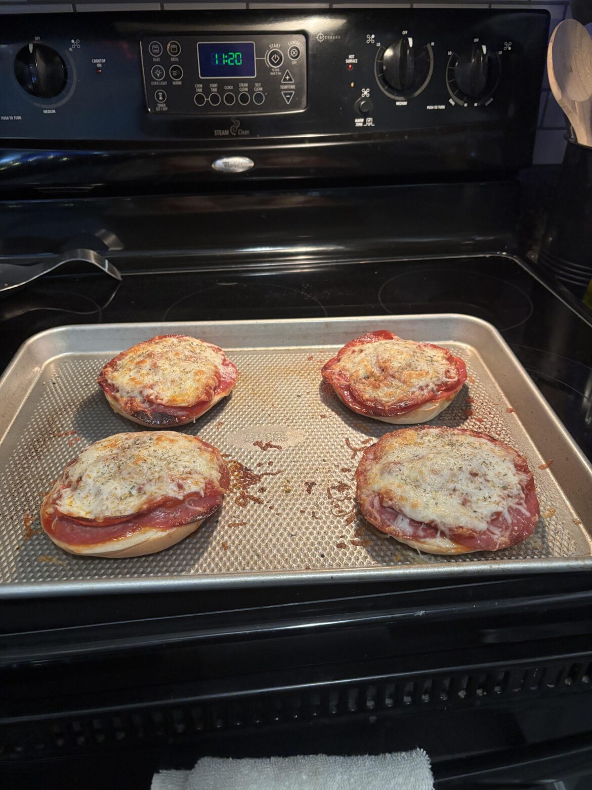 1am Pizza bagels that I had no business making. Sorry they ain’t ugly