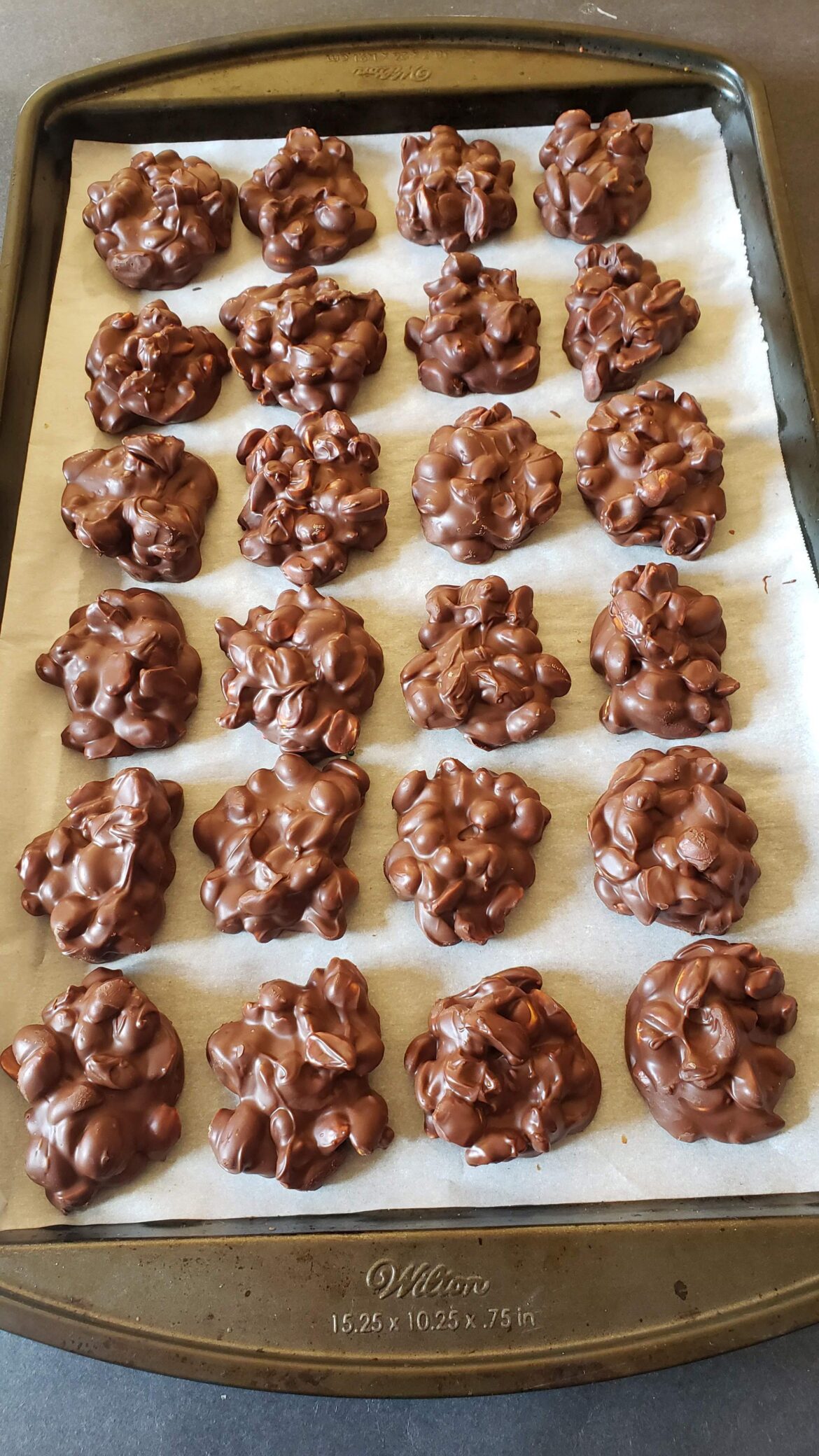 Chocolate Peanut Clusters