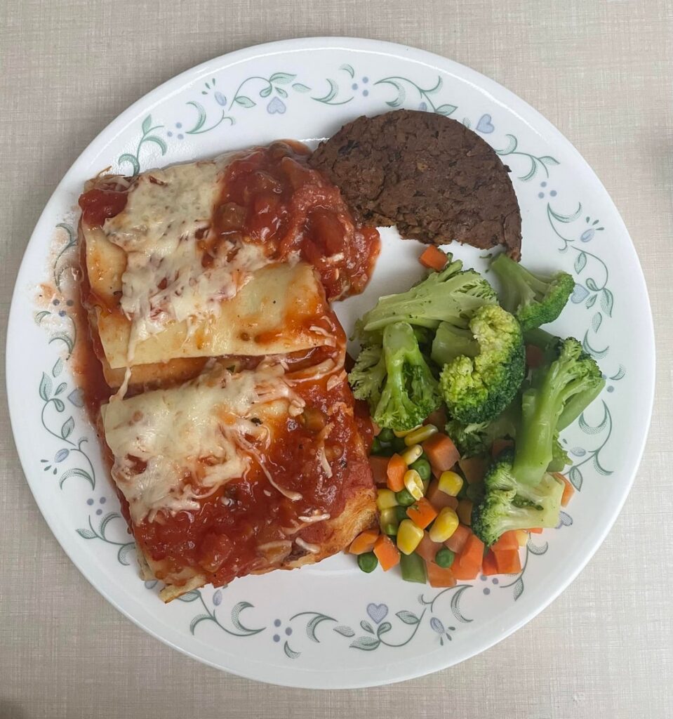 Yay for frozen lasagna! (578cal, 35.8g protein, 12.2g fiber)