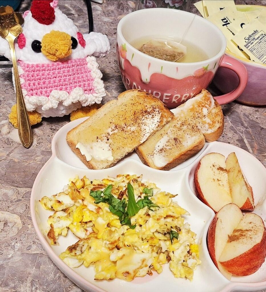 I need more kawaii plates with divisions in my life