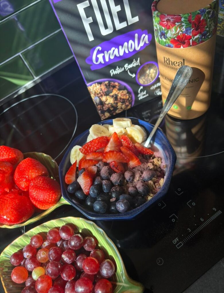 Week 1 of force-feeding myself healthy whimsical breakfasts because depression can’t hit a moving target