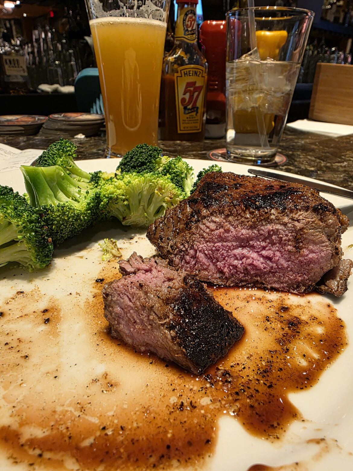 Sitting at Longhorn stakehouse in Detroit Airport.