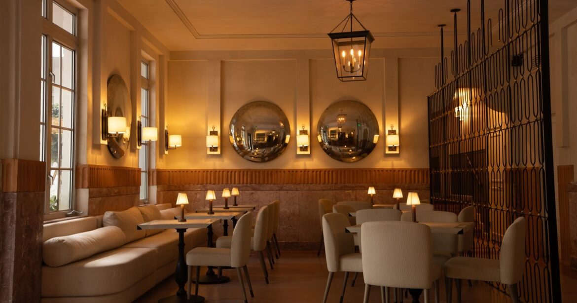 A look at Bella, an Italian restaurant in Miami Beach