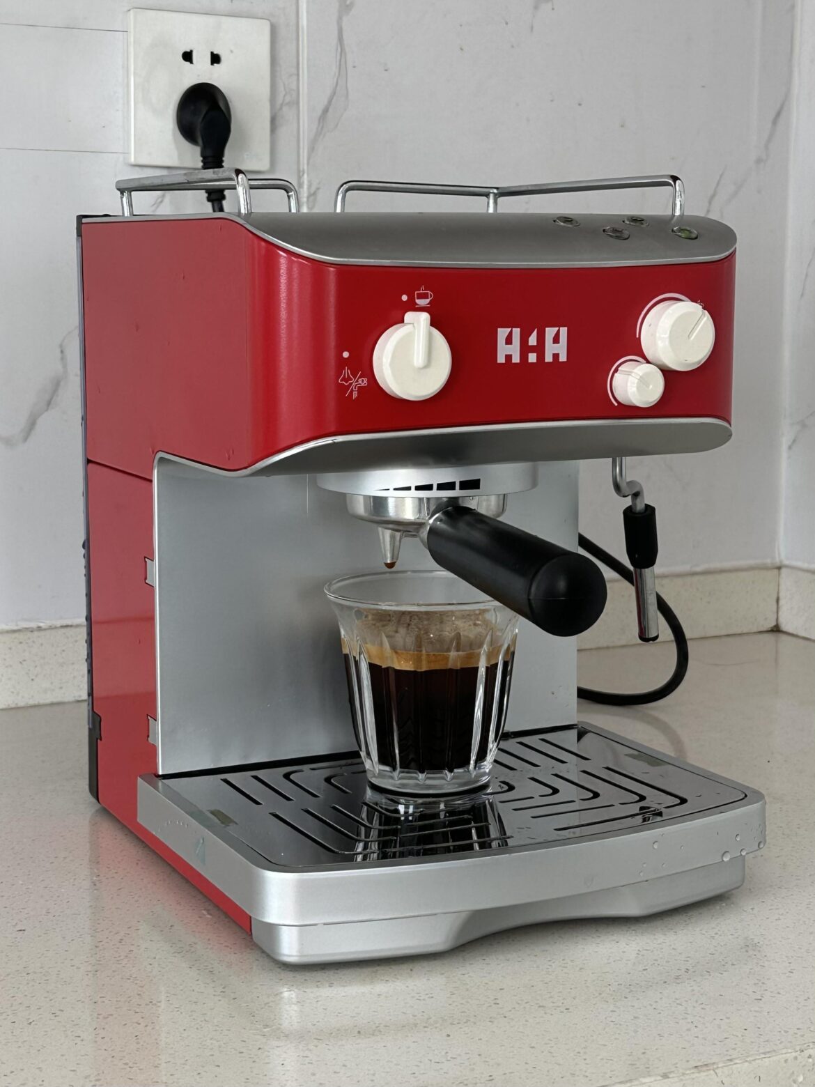 After 20 years, it’s still working. After 20 years, it's still working.