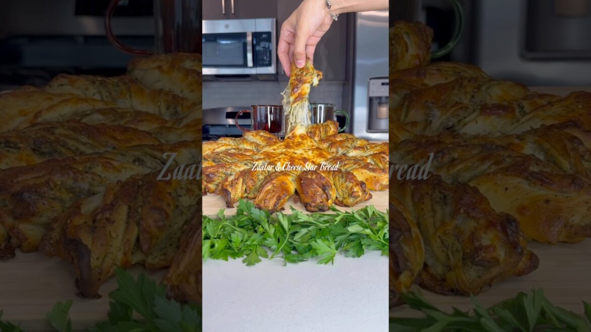 Zaatar & Cheese Star Bread