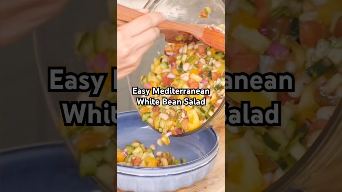 Easy Mediterranean White Bean Salad!