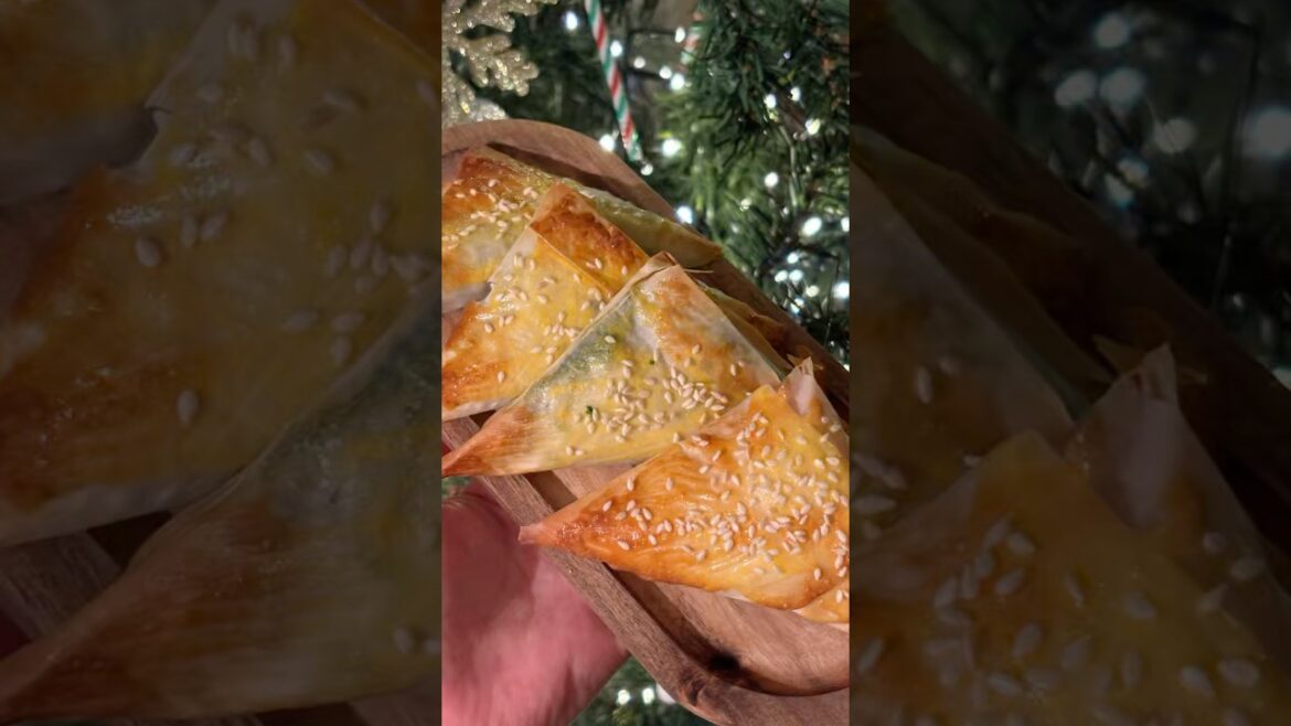 Crispy Phyllo Triangles with Spinach & Feta #food #recipe #cooking