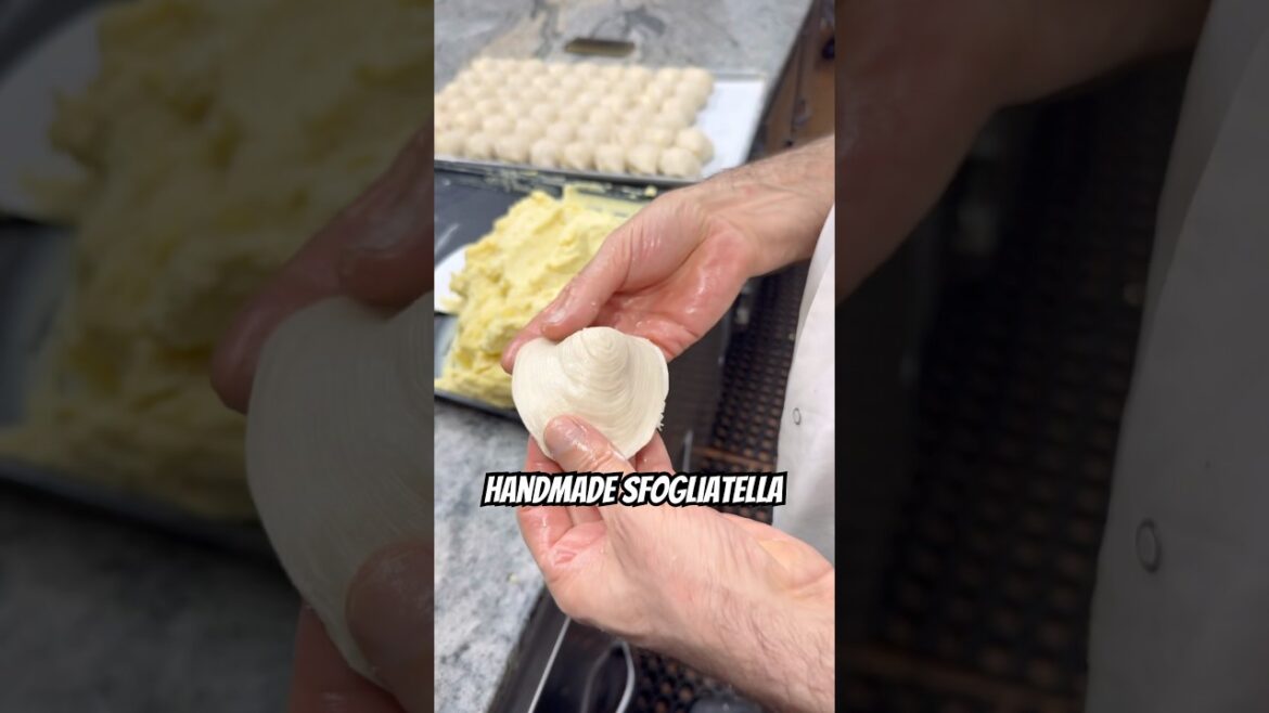 A forgotten technique that only a few know how to do. #sfogliatella #dessert #bakery #handmade