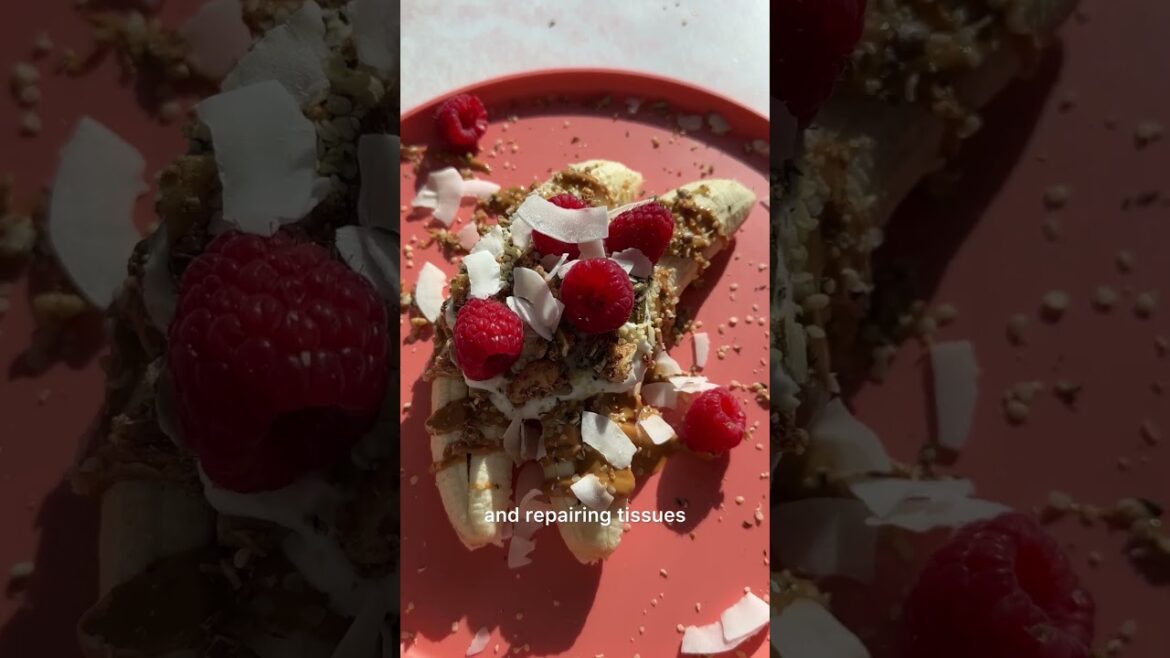 5-Minute Raw Banana Splits | Minimalist Baker Recipes 5-Minute Raw Banana Splits | Minimalist Baker Recipes