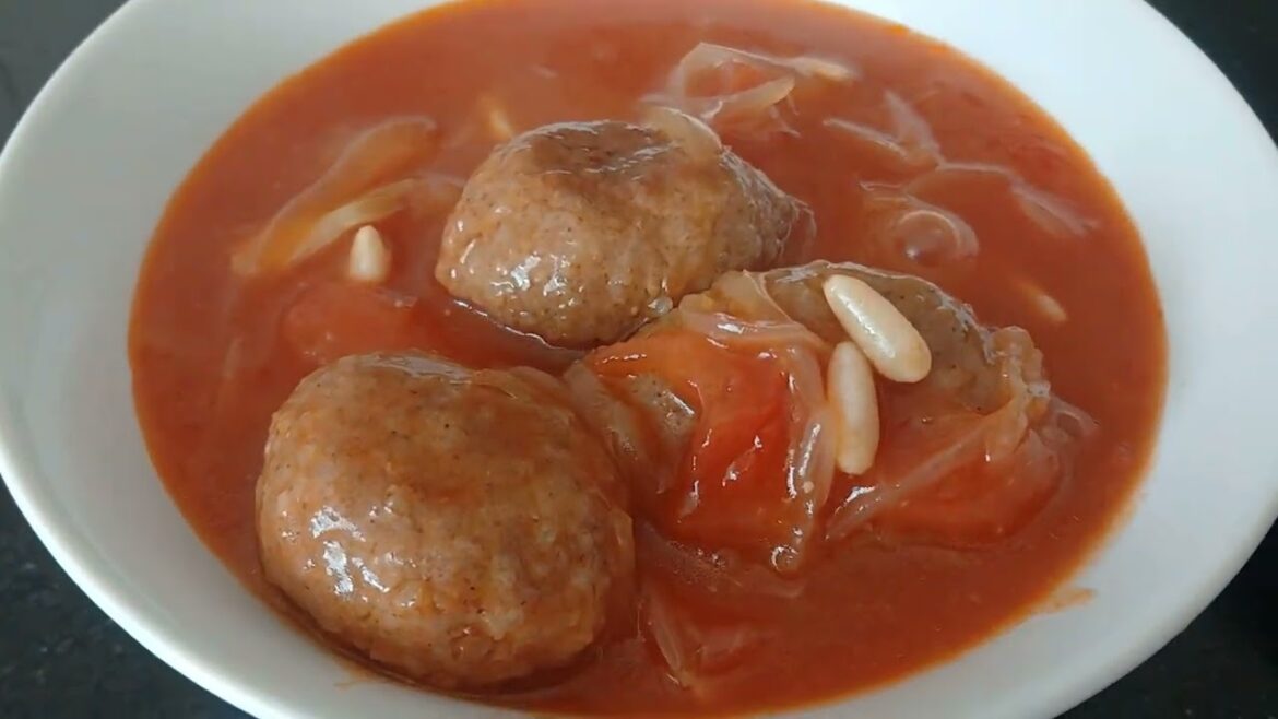 LEBANESE KIBBEH TOMATO
