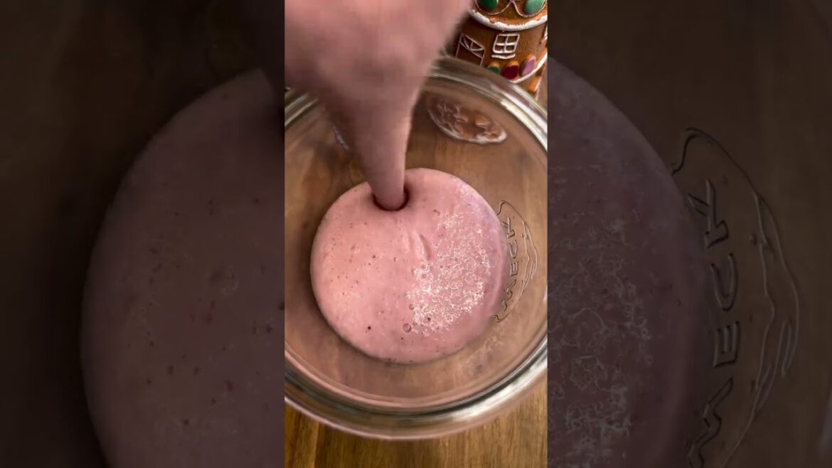 Creamy Banana Strawberry Smoothie | 4 Ingredients, No Sugar #veganfood #recipe #veganchocolate