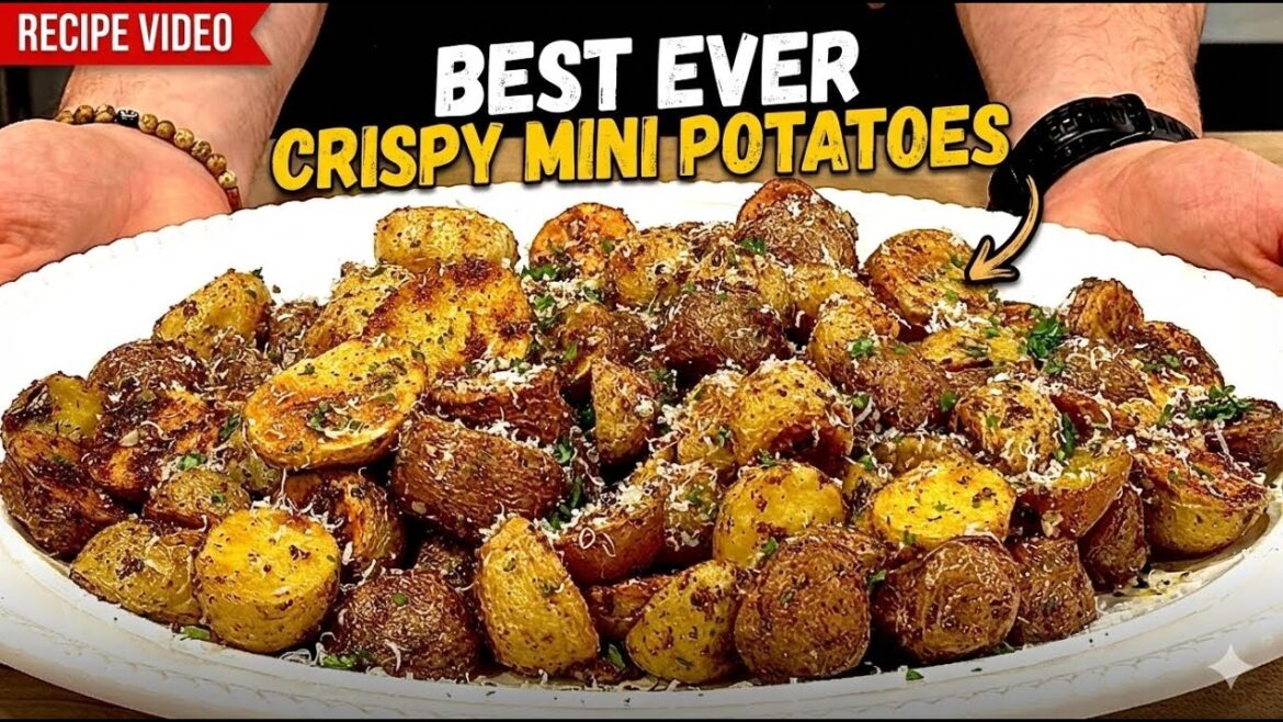 The Easiest Garlic & Herb Potatoes Ever!