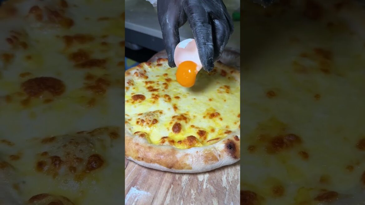 Orijinal Trabzon Yağlısı Açık Peynirli Pide