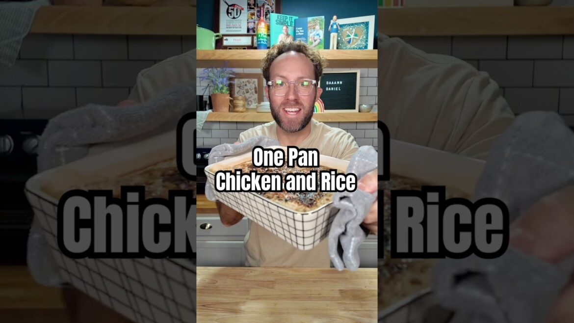 One Pan Chicken and Rice! #onepan #chickenandrice #casserole #easyrecipe #weeknightmeal