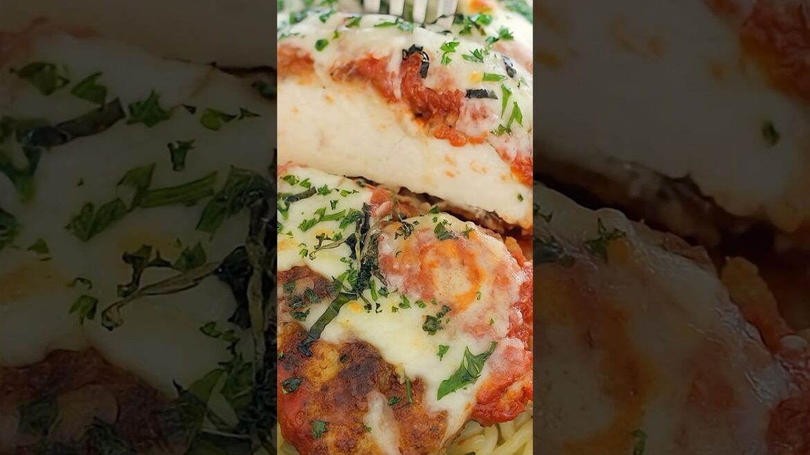 Easy Chicken Parmesan You’ll Love #shorts